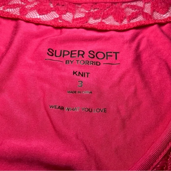 Torrid Feminine Bright Pink Lace Sleeveless Top-NWT Size 3 (22/24) - Picture 5 of 13